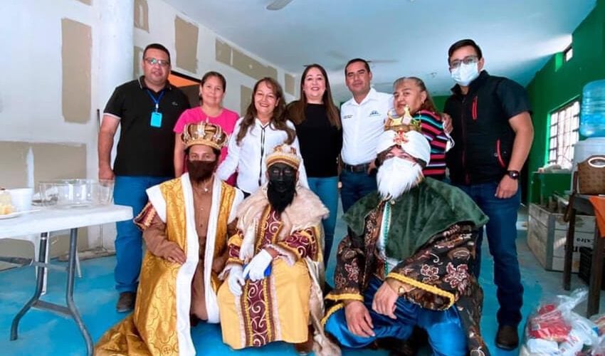 Llegan los Reyes Magos a Llera